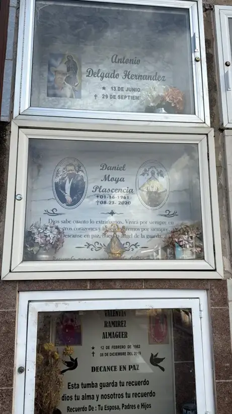Photo of marker: VALENTIN RAMIREZ ALMAGUER