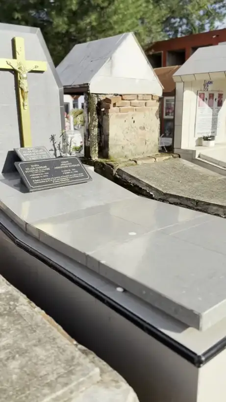 Photo of marker: María de los Ángeles González Álvarez · César Armando Hernández González