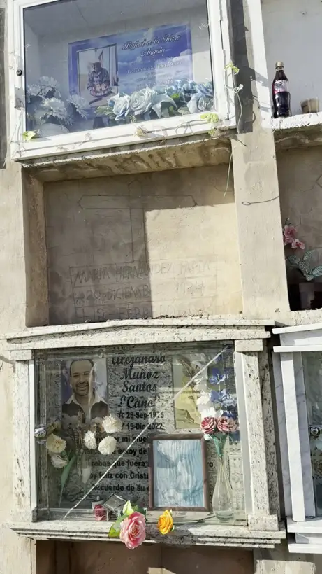 Photo of marker: MARIA HERNANDEZ TAPIA