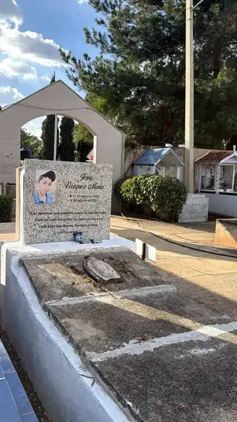 Photo of marker: Jesús Vázquez Mena